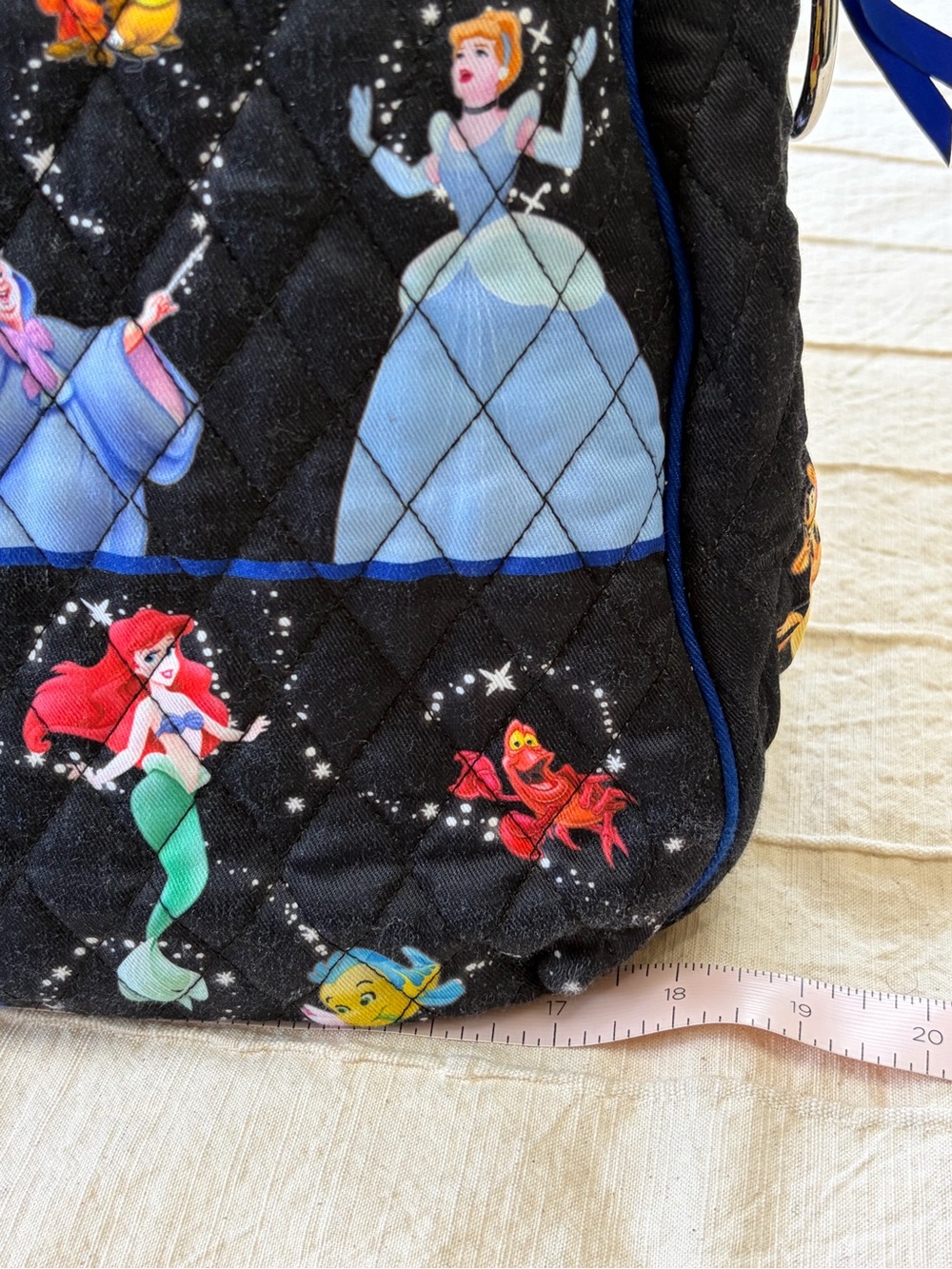 ‼️SOLD‼️ Disney "Relive the Magic" Quilted Weekender Tote Bag - Picture 8 of 16